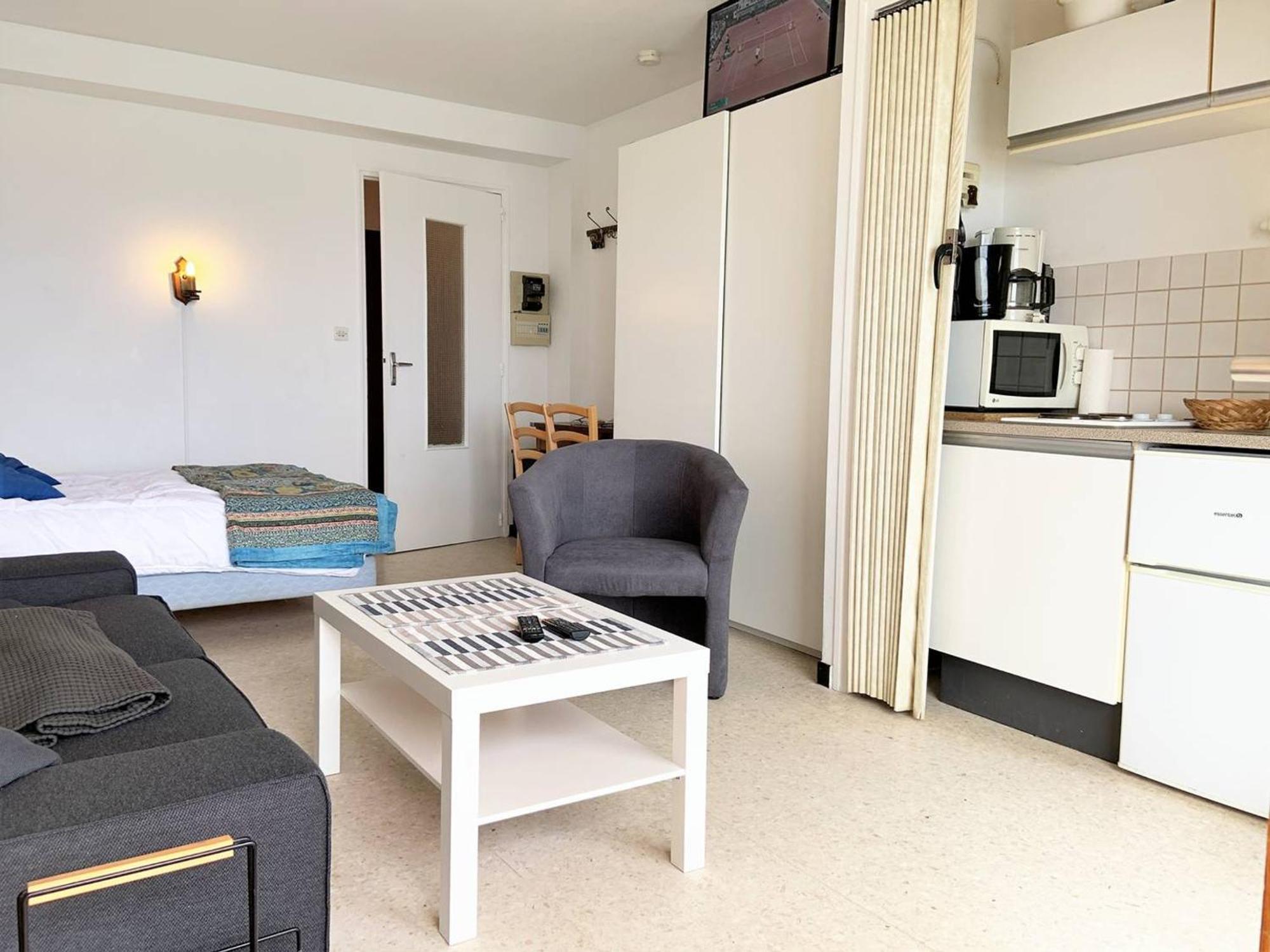 Studio Sur Plage Cavaliere Avec Terrasse, 1Er Etage, 2 Couchages - Fr-1-251-80 Le Lavandou Eksteriør bilde